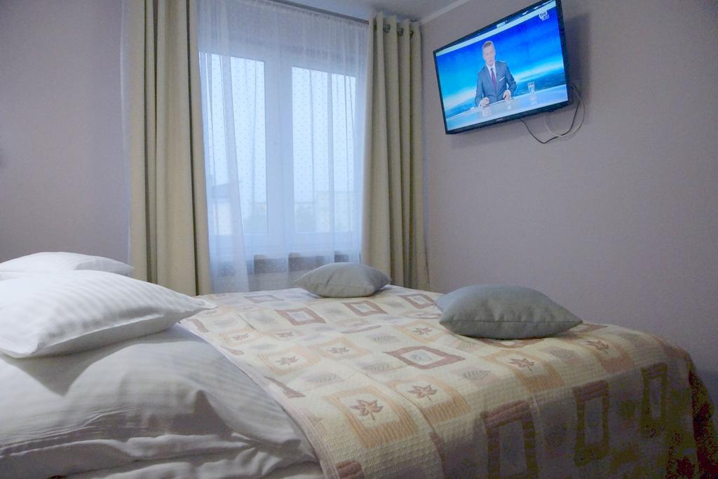 Hotel Unibus บิเอลส์ค พอดลาสกี ภายนอก รูปภาพ
